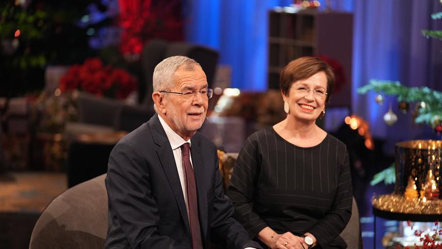 Bundespräsident Alexander Van der Bellen mit seiner Frau Doris Schmidauer