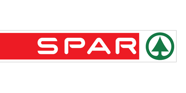 SPAR-Logo. Weiße Schrift "SPAR" auf rotem Hintergrund, daneben eine stilisierte grüne Tanne in einem grünen Kreis.